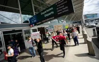 Nhân viên Air Canada tiếp tục đình công, hàng trăm nghìn hành khách bị ảnh hưởng