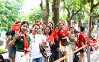 Người dân đi từ 5 giờ sáng, háo hức chờ tổng hợp luyện diễu binh A80
