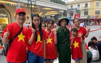 Gia đình kiều bào Nhật Bản tự hào lòng yêu nước khi được xem Tổng hợp luyện diễu binh
