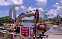 Thiệt hại kép do sạt lở tại Đồng bằng sông Cửu Long