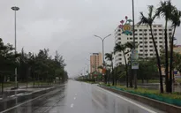 Cấm phương tiện đường bộ đi vào vùng tâm bão từ Thanh Hóa đến Quảng Trị