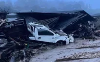 Lở đất do mưa lớn tại miến Bắc Thái Lan, 2 người thiệt mạng, một số người mất tích