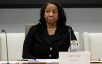 Thống đốc Fed Lisa Cook sẽ khởi kiện sau quyết định sa thải của Tổng thống Mỹ