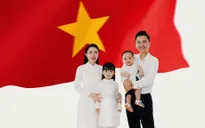 MC Hạnh Phúc chia sẻ bộ ảnh gia đình lấy cảm hứng từ tình yêu đất nước