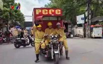 Xe chữa cháy tự chế phát huy hiệu quả tại làng nghề La Phù