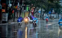 Thời tiết ngày 1/9: Hà Nội có mưa rào và dông, ban ngày có nắng gián đoạn