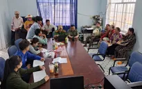 Niềm vui nhận quà dịp Quốc khánh 2/9 của người dân ấp đảo Thiềng Liềng