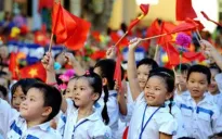 Nhiều trường học không nhận hoa trong lễ khai giảng, khuyến khích ủng hộ quỹ khuyến học