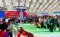 Ký ức một thời sống lại: Khán giả xúc động gặp lại MC quen thuộc của VTV tại Triển lãm Thành tựu đất nước