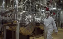Iran tăng dự trữ urani làm giàu gần cấp độ vũ khí hạt nhân trước khi Israel tấn công