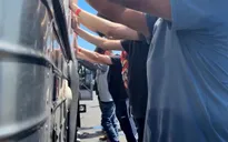 Hàn Quốc sẽ điều máy bay đưa hơn 300 lao động bị bắt tại Mỹ về nước