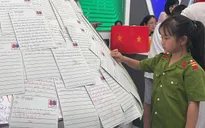 “Cảm xúc trong tôi” tặng quà tri ân đến 20 khán giả