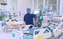 Bé gái 10 tuổi nguy kịch do uống nhầm thuốc diệt chuột dạng siro