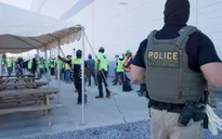 Khủng hoảng thị thực "phủ bóng" hoạt động liên doanh giữa Mỹ và Hàn Quốc