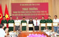 Khen thưởng Bộ đội Biên phòng và người dân tích cực tham gia cứu nạn, cứu hộ