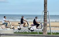 Công viên biển vừa khánh thành đã lộn xộn, TP Hồ Chí Minh vào cuộc xử lý