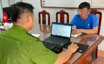 Trèo tường, tạt xăng đốt tiệm spa của tình cũ vì ghen tuông