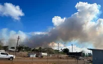 Cháy rừng ở Hawaii buộc người dân Maui phải sơ tán khẩn cấp