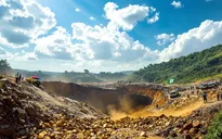 Hơn 100 người mắc kẹt trong vụ sập mỏ vàng ở Nigeria 