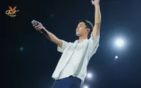 Nguyễn Hùng và 22.000 khán giả hòa giọng "Phép màu"