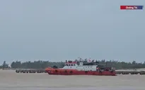 Khẩn cấp ứng cứu các thuyền viên bị chìm tàu trôi dạt trên biển tại Quảng Trị