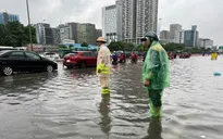 CSGT Hà Nội khuyến cáo người dân khi tham gia giao thông trong mưa bão