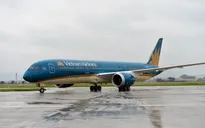 Gần 100 chuyến bay bị ảnh hưởng, nhiều hạ tầng bị ngập úng tại sân bay Nội Bài