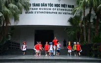 Trung thu 2025, lần đầu xuất hiện ‘Ông Tiến sĩ Giấy AI’