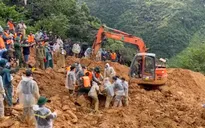 Tìm thấy thi thể đầu tiên trong vụ sạt lở đất tại xã Lũng Cú (Tuyên Quang)