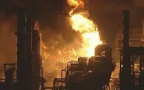 Hỏa hoạn lớn tại nhà máy lọc dầu ở Los Angeles, nguy cơ ảnh hưởng nguồn cung nhiên liệu