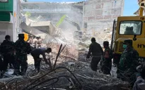 Hàng chục người vẫn mất tích sau vụ sập trường học tại Indonesia