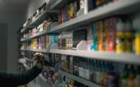 Hiểm họa từ thuốc lá điện tử dùng một lần