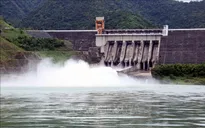 Một số nhà máy thuỷ điện tại Sơn La xả đáy, xả nước qua đập tràn