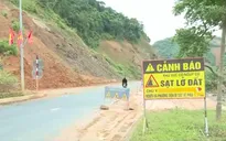 Sạt lở nghiêm trọng Quốc lộ 2 tại Tuyên Quang, nguy cơ chia cắt toàn tuyến do mưa lũ