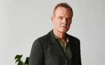 Sao phim Sex Education hé lộ bí quyết vào vai phản diện