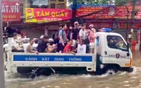 Hà Nội khẩn cấp triển khai biện pháp phòng chống lũ sau hoàn lưu bão số 11