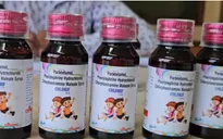 Ấn Độ đình chỉ thêm 2 loại siro ho