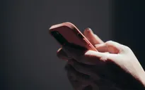 Xung quanh việc thí điểm hạn chế sử dụng điện thoại di động tại các cơ sở giáo dục ở TP Hồ Chí Minh