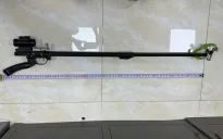 Dùng súng ná cao su bắn vỡ kính nhiều xe ô tô ở Hải Phòng