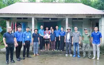 Đoàn Thanh niên VTV trao quà hỗ trợ người dân Thái Nguyên khắc phục hậu quả mưa lũ