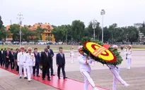Tổng thống Nam Phi vào Lăng viếng Chủ tịch Hồ Chí Minh