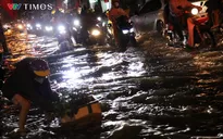 TP Hồ Chí Minh: Triều cường lớn nhất trong vòng 6 năm qua