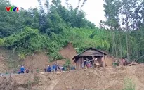 Nguy cơ sạt lở, ngập lụt do mưa lũ, Đà Nẵng di dời hàng trăm hộ dân đến nơi an toàn