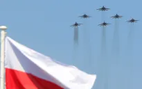 Ba Lan điều tiêm kích chặn máy bay trinh sát Nga bay qua biển Baltic