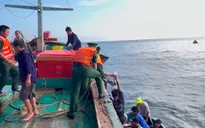 TP Hồ Chí Minh: Kịp thời cứu nạn 8 ngư dân tàu cá bị chìm trên biển