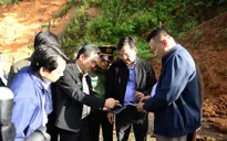 Chủ tịch tỉnh Lâm Đồng kiểm tra, chỉ đạo khắc phục khẩn cấp các điểm sạt lở trên đèo D’ran