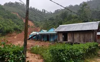 Đà Nẵng: Sạt lở nghiêm trọng, 40 người may mắn thoát nạn