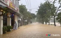 Huế ngập lụt lần thứ ba trong một tuần