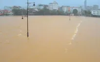 Lũ các sông ở Huế vượt báo động 3, tập trung khắc phục sạt lở đèo Kim Quy