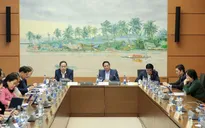 Đại biểu Quốc hội đề nghị tiếp tục đổi mới tư duy làm luật, thúc đẩy phát triển bền vững